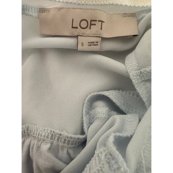 LOFT Light Blue Sleeveless Blouse Size Small | Sheer Pleated Scoop Neck Tank Top - Picture 4 of 4